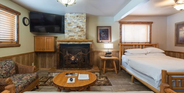 Totem Lodges (Nor-Gate Motel) - More Web Listing Photos (newer photo)